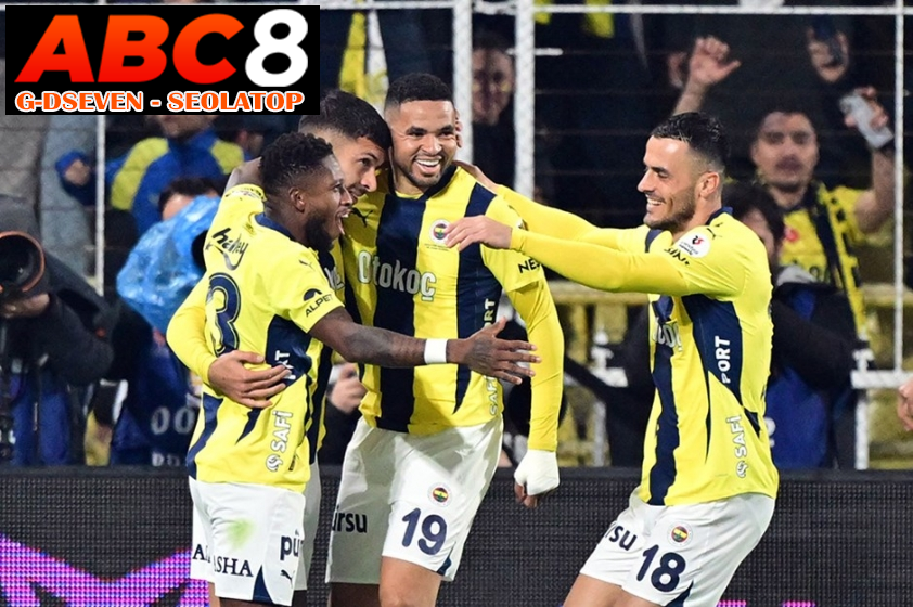 Hành quân đến sân của Gaziantep, Fenerbahce được dự đoán sẽ tiếp tục có một chiến thắng để dẫn đầu bảng B (Ảnh: NTV Spor).