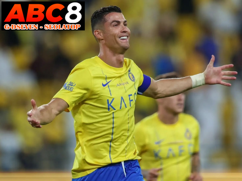 Ronaldo ăn mừng bàn thắng trong trận đấu với Al Wehda (Ảnh: Goal)